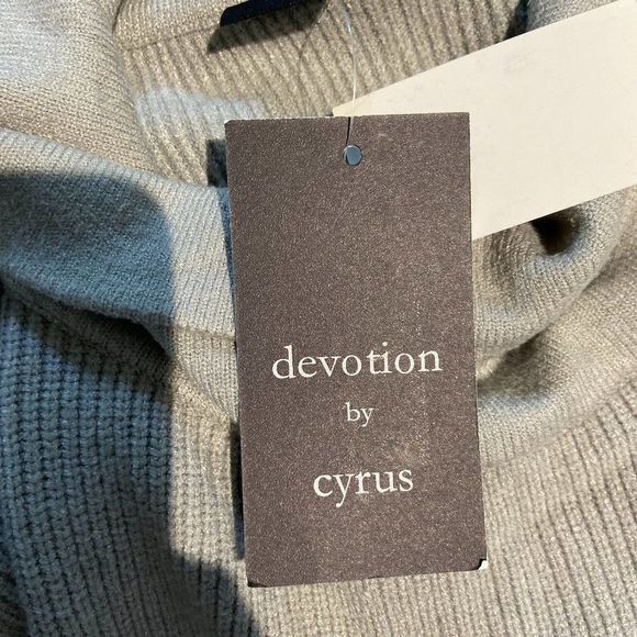 NWT CYRUS Grey‎ Long Turtleneck Sweater (M) - Picture 6 of 8